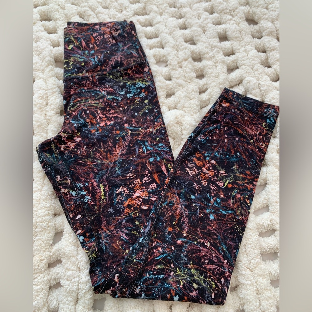Lululemon Align 25” - Black Multicolor Size 4